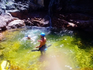  En los cañones corsos 
